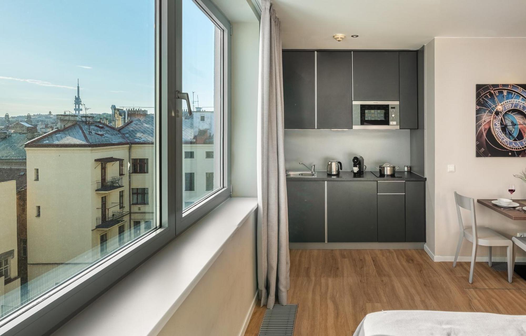 Vn17 Rooftop Suites By Adrez Prag Dış mekan fotoğraf